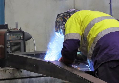 Turnkey-welding-station2-1100-x-700